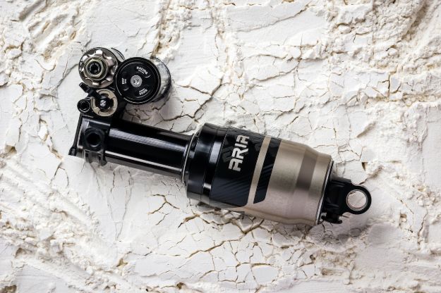 Picture of EXT ARIA Shock